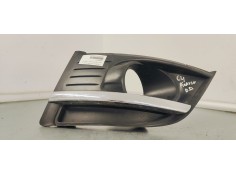 Recambio de moldura antiniebla derecha para citroen c4 picasso exclusive referencia OEM IAM 9680404077  