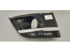 Recambio de moldura antiniebla izquierda para citroen c4 picasso exclusive referencia OEM IAM 9680404177  