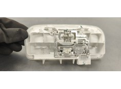 Recambio de luz interior para renault captur 1.5 dci 90 fap referencia OEM IAM 264300007R  