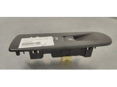 Recambio de mando elevalunas delantero derecho para renault captur 1.5 dci 90 fap referencia OEM IAM 809602454R  