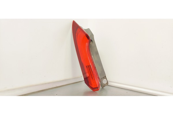 Recambio de piloto trasero izquierdo para honda cr-v 1.6 dtec 120 fap referencia OEM IAM   