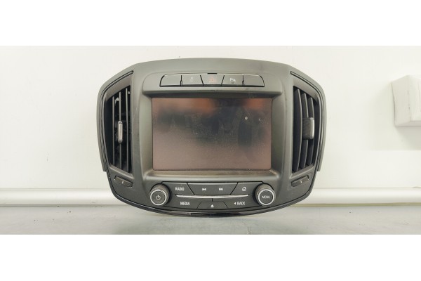 Recambio de pantalla multifuncion para opel insignia berlina 2.0 cdti 170 fap referencia OEM IAM 26681355  