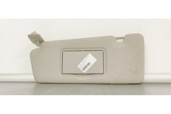 Recambio de parasol izquierdo para renault captur 1.5 dci 90 fap referencia OEM IAM 964012136R  