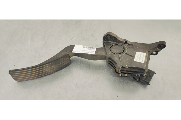 Recambio de pedal acelerador para ssangyong korando 2.2 xdi 180 fap referencia OEM IAM 2055034000  