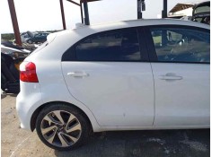 Recambio de puerta trasera derecha para kia rio (yb) 1.2i 85 referencia OEM IAM   
