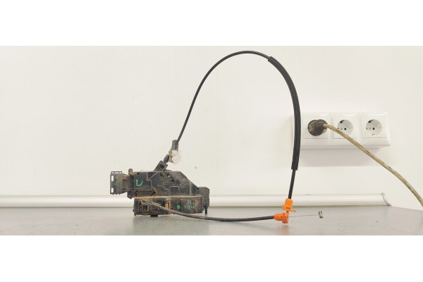 Recambio de cerradura puerta trasera izquierda para citroen c4 picasso exclusive referencia OEM IAM 24090158  