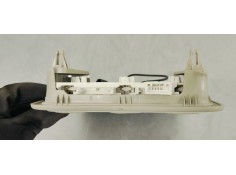 Recambio de luz interior para renault captur 1.5 dci 90 fap referencia OEM IAM 969805401R  