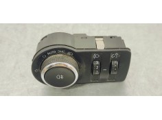 Recambio de mando luces para opel insignia berlina 2.0cdti 130 fap referencia OEM IAM 13268704  
