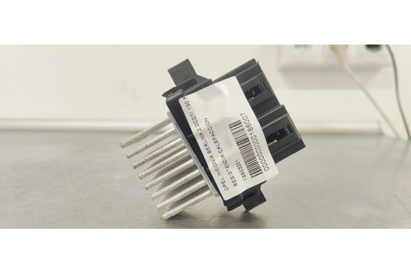 Recambio de resistencia calefaccion para opel insignia berlina 2.0cdti 130 fap referencia OEM IAM 13503201  
