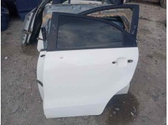 Recambio de puerta trasera izquierda para kia rio (yb) 1.2i 85 referencia OEM IAM   