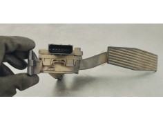 Recambio de pedal acelerador para opel insignia berlina 2.0cdti 130 fap referencia OEM IAM 13237352  