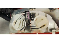 Recambio de piloto trasero derecho interior para opel insignia berlina 2.0cdti 130 fap referencia OEM IAM 13226855  