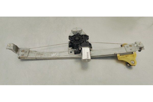 Recambio de elevalunas delantero derecho para renault captur 1.5 dci 90 fap referencia OEM IAM 807200713R  