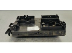 Recambio de caja reles / fusibles para opel insignia berlina 2.0cdti 130 fap referencia OEM IAM 13345496  