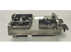 Recambio de caja reles / fusibles para opel insignia berlina 2.0cdti 130 fap referencia OEM IAM 13345496  