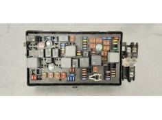 Recambio de caja reles / fusibles para opel insignia berlina 2.0cdti 130 fap referencia OEM IAM 13345496  