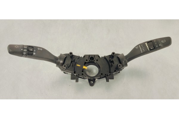 Recambio de mando multifuncion para hyundai i20 active 1.0 i turbo 100 fap referencia OEM IAM 93403C8851  