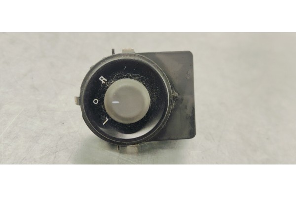 Recambio de mando retrovisor para opel insignia berlina 2.0cdti 130 fap referencia OEM IAM 13271827  