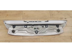 Recambio de aleron trasero para bmw x3 (e83) 2.0 d referencia OEM IAM 51713400384  