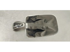 Recambio de pomo palanca cambio para opel insignia berlina 2.0cdti 130 fap referencia OEM IAM 9226201206  