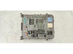 CAJA RELES / FUSIBLES 21676159 