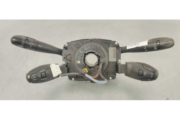 Recambio de mando multifuncion para peugeot 207 1.4 i 95 referencia OEM IAM 96661300XT  