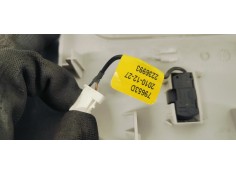 Recambio de luz interior para peugeot 207 1.4 i 95 referencia OEM IAM 9648338577  