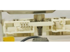 Recambio de luz interior para peugeot 207 1.4 i 95 referencia OEM IAM 9648338577  