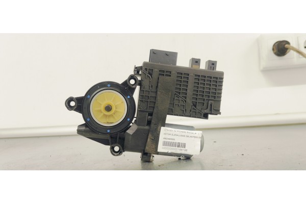 Recambio de motor elevalunas delantero derecho para citroen c4 picasso exclusive referencia OEM IAM 9682495580  