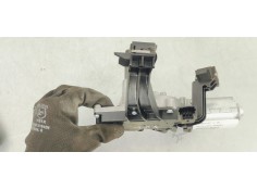 Recambio de motor limpia trasero para peugeot 207 1.4 i 95 referencia OEM IAM 0390201813  