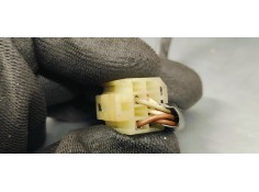 Recambio de retrovisor izquierdo para suzuki swift berlina (mz) 1.3 i 90 referencia OEM IAM E8024174  