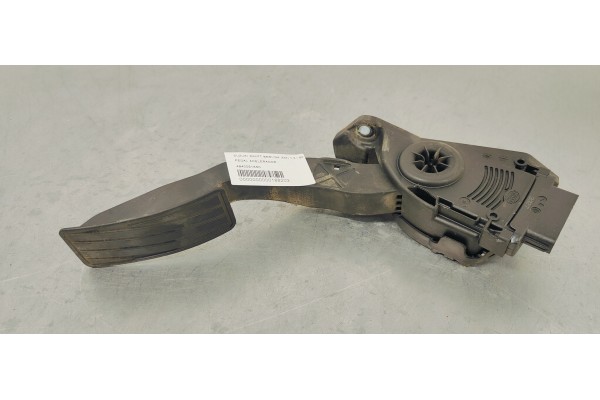 Recambio de pedal acelerador para suzuki swift berlina (mz) 1.3 i 90 referencia OEM IAM 4940051K50  