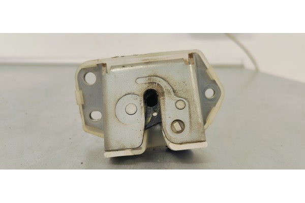 Recambio de cerradura maletero / porton para suzuki swift berlina (mz) 1.3 i 90 referencia OEM IAM B6765  