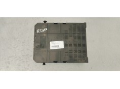 Recambio de caja reles / fusibles para peugeot partner kombi 1.6 hdi 90 fap referencia OEM IAM 9678477080  