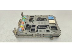 Recambio de caja reles / fusibles para peugeot partner kombi 1.6 hdi 90 fap referencia OEM IAM 9678477080  