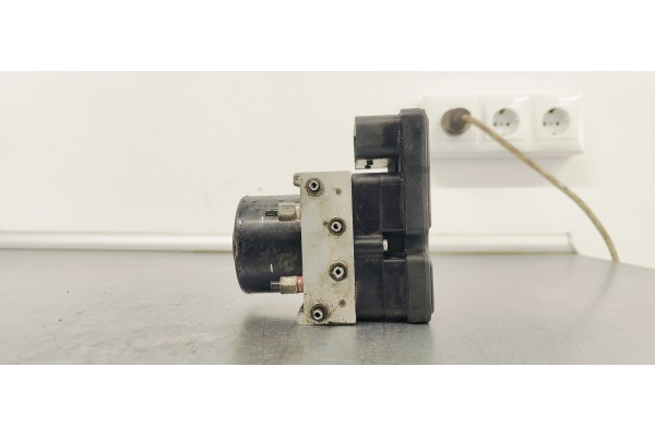 Recambio de abs para suzuki swift berlina (mz) 1.3 i 90 referencia OEM IAM 06210952023  