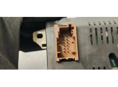 Recambio de pantalla multifuncion para peugeot partner kombi 1.6 hdi 90 fap referencia OEM IAM 9803399680  