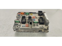 Recambio de caja reles / fusibles para peugeot 307 (s1) xr clim referencia OEM IAM 9650664080  