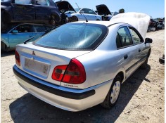 mitsubishi carisma berlina 4 (da0) del año 1999