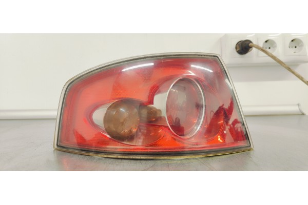 Recambio de piloto trasero izquierdo para seat ibiza (6l1) referencia OEM IAM 6L6945095A  