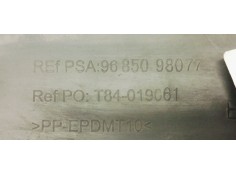 Recambio de moldura antiniebla derecha para peugeot 3008 1.6 hdi 112 fap referencia OEM IAM 9685098077  