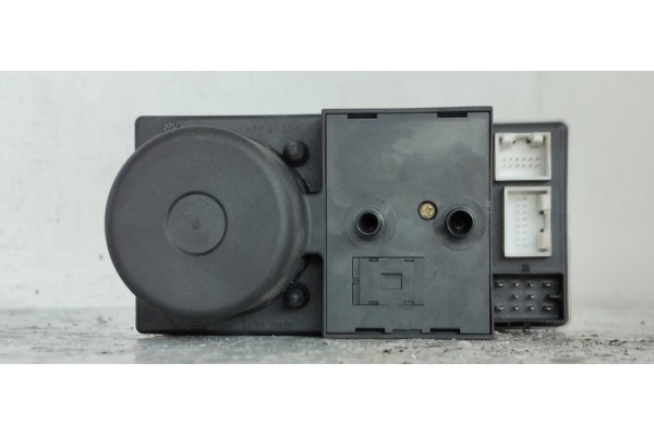 Recambio de centralita cierre para audi a4 avant (b5) 1.9 tdi referencia OEM IAM 8L0862257L  