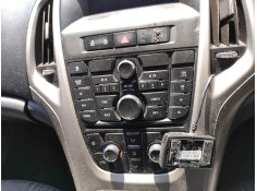 opel astra j lim. del año 2012