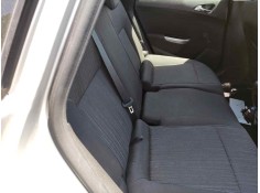 opel astra j lim. del año 2012