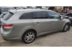 toyota avensis cross sport (t27) del año 2011