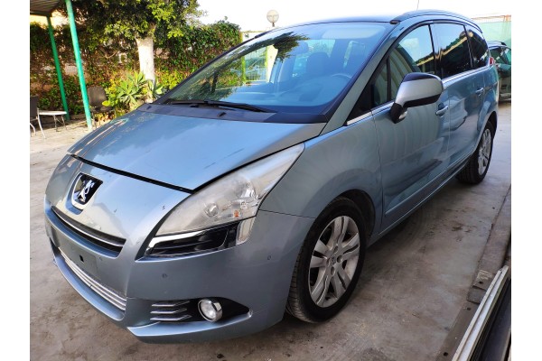 peugeot 5008 del año 2012