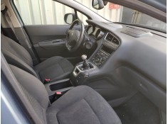 peugeot 5008 del año 2012