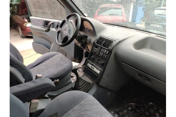 tata safari del año 2001