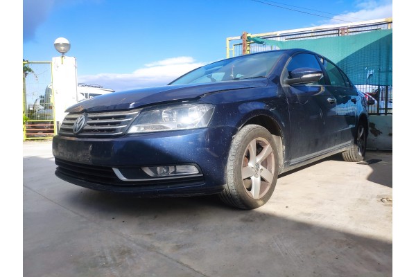 volkswagen passat lim. (362) del año 2012