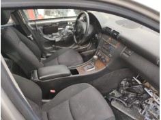 mercedes-benz clase c (w203) familiar del año 2004